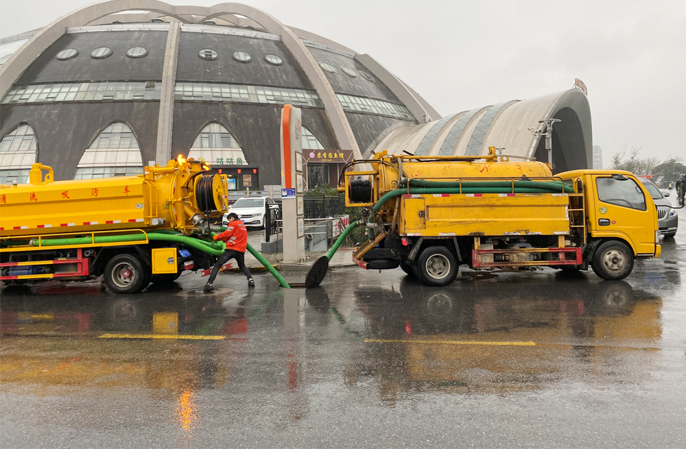 271小市商场管道清淤